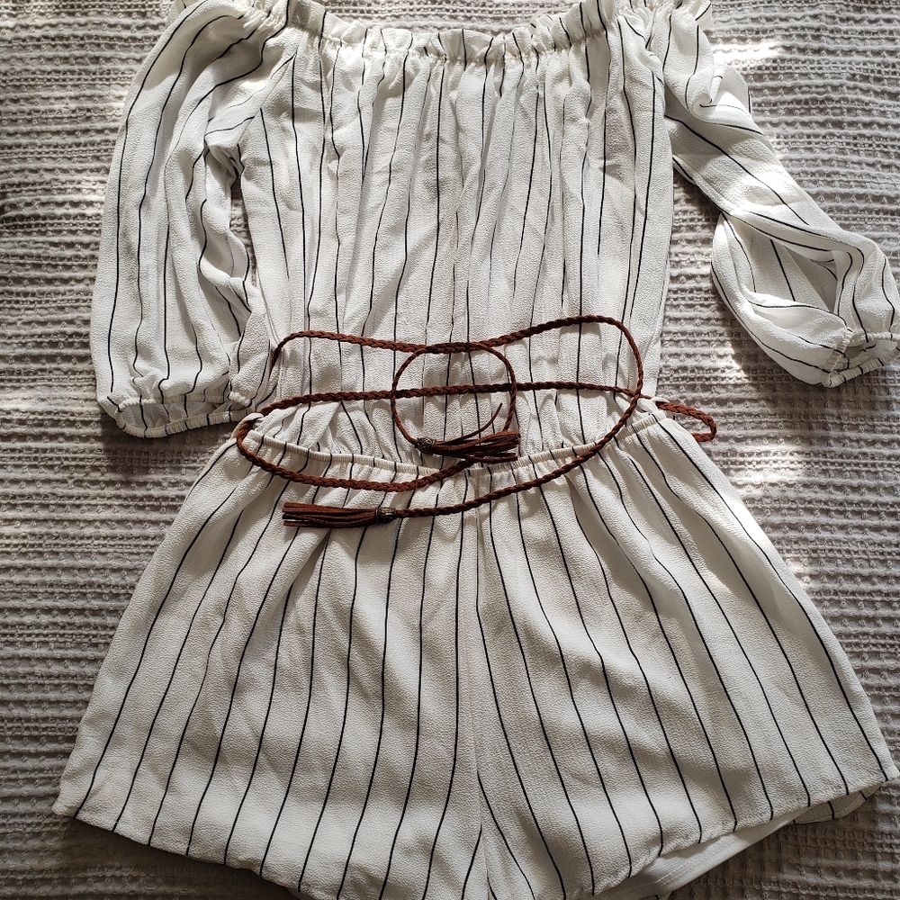 🔥🔥Navy/White Romper